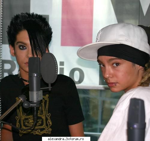 POZE - ema_tom_th - TOM