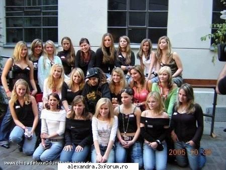 Poze cu Tom si fostele - Unele sunt dragutze,dar mai is si niste - TOM