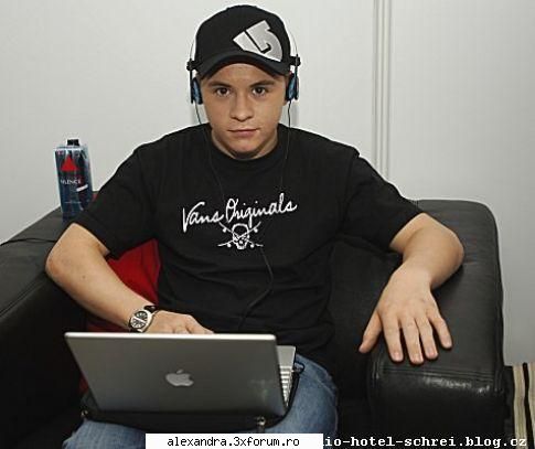 poze cu gustav - just4tom - GUSTAV